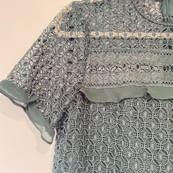 Zara Green Lace overlay short sleeve blouse size medium fits small - Picture 6 of 7